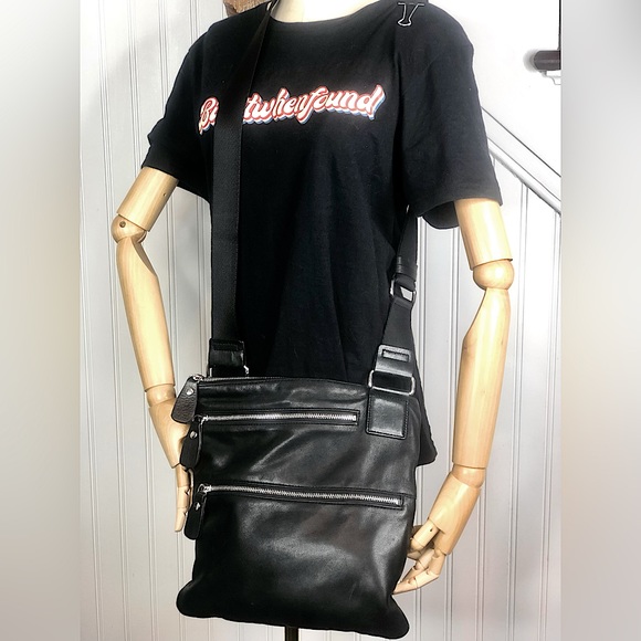 MARGOT Black Leather Messenger Bag 2 Ext. Front Zipper Pockets Top Zip Closure - Picture 4 of 17